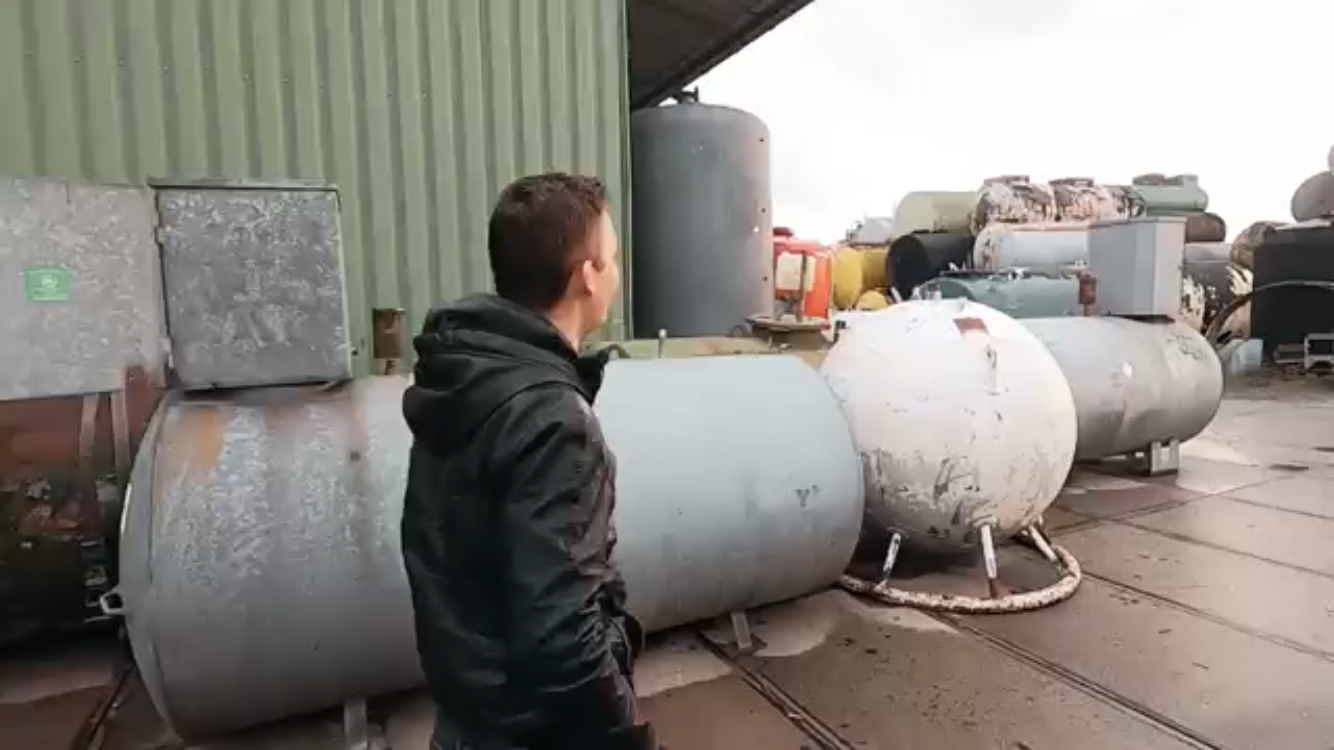 Gastank rund Gastank rund vor Umbau