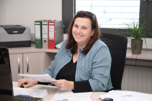 Portr&auml;t Sekret&auml;rin Firma Tank und Apprate Barth GmbH